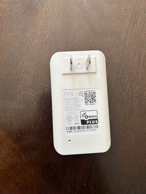 Ring Z-Wave Plus Range Extender — White
